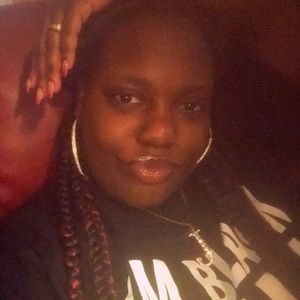 Meet your Posher, Hasmine